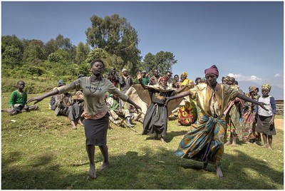 Batwa People Dancing - Batwa Cultural Immersion